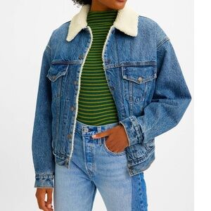 LIKE NEW Levi’s Sherpa Denim Jacket